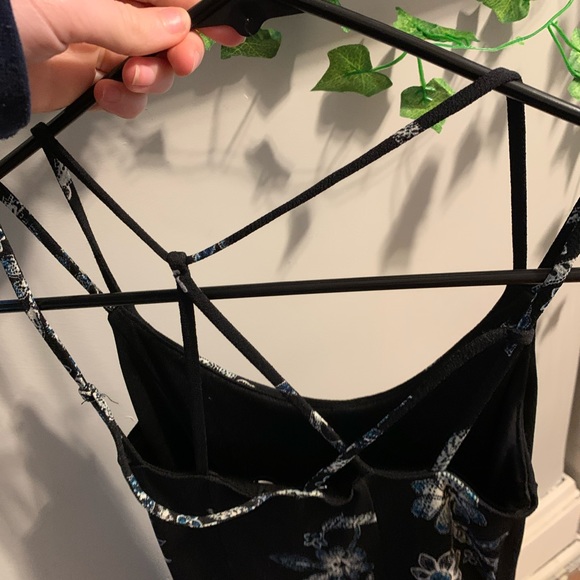 WOMENS FLORAL DRESS - Picture 3 of 3